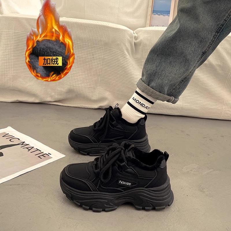 Thick-soled New 2024 Velvet Autumn and Winter Feet Increase Dad Shoes Women's Versatile Small Hong Kong Style Casual Sports Shoes