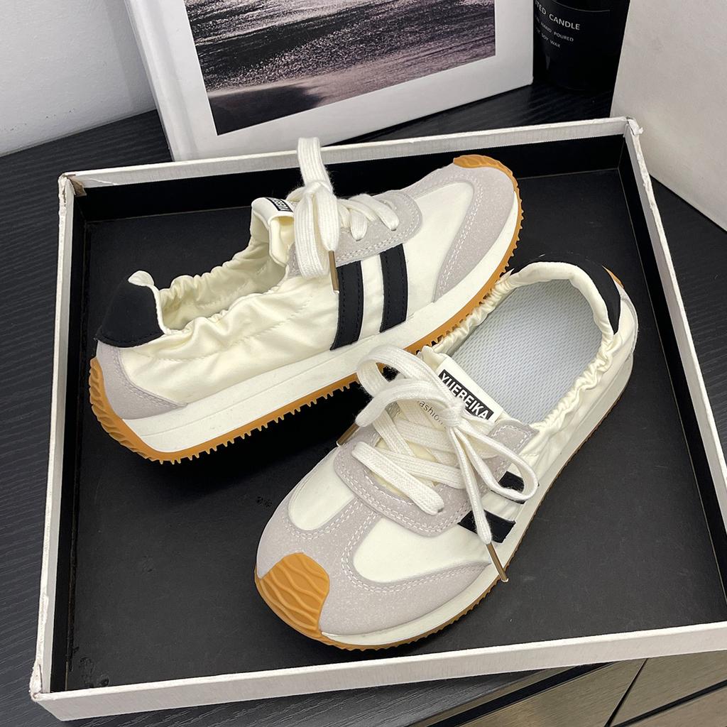 Ins Summer New Female Leisure Sports Versatile Students Increase Thick Bottom W