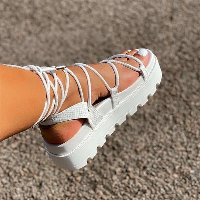 Fashion New Fashion Sexy Strappy Thick Bottom Solid Color Platform Plus Size Roman Shoes Luxury Sandals Women Designers 2024