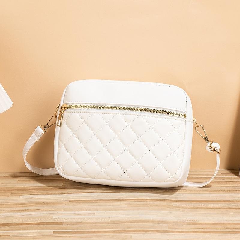 New Design Women's Handbag Quilted Plaid Underarm Bag Sling Shoulder Bag Small Solid Color Crossbody Square Bag MIT