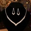 Women 'S Jewelry Set 2 Piece Exquisite Claw Chain Necklace Earring Set 2 Piece Rhinestone Clavicle Chain Dinner Accessories