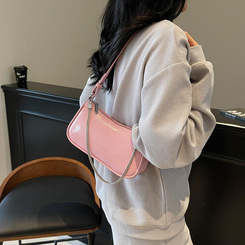 Textured Fashion Single Shoulder Underarm Bag Women's Summer New Simple Daily Work Commuter Bag