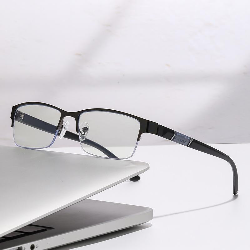 Men's Retro Half-Frame Anti-Blue Light Myopia Glasses - Small Square Eyebrow Design for Internet Celebrities and Gentlemen