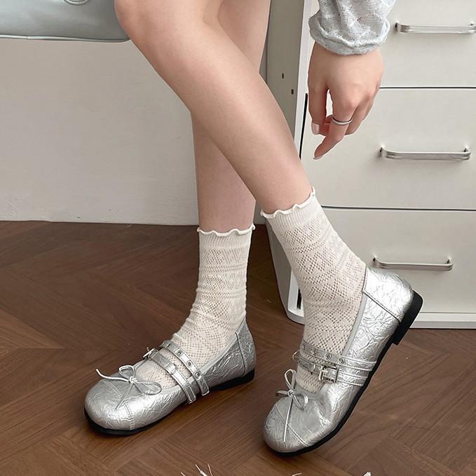 Fashion and Lightweight French Red Light Mouth Flat-soled Single Shoes Women's 2025 New Spring Skirt Mary Jane Shoes