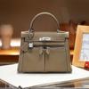 28-inch Top Layer Swift Lambskin Light Luxury Hundreds Of Styles Handheld Messenger Bag For Women