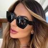Outdoor Big Frame Square Sunglasses Women Men Luxurious Lovely Sun Glasses Mirror Black Colors Designer Brand Fashion