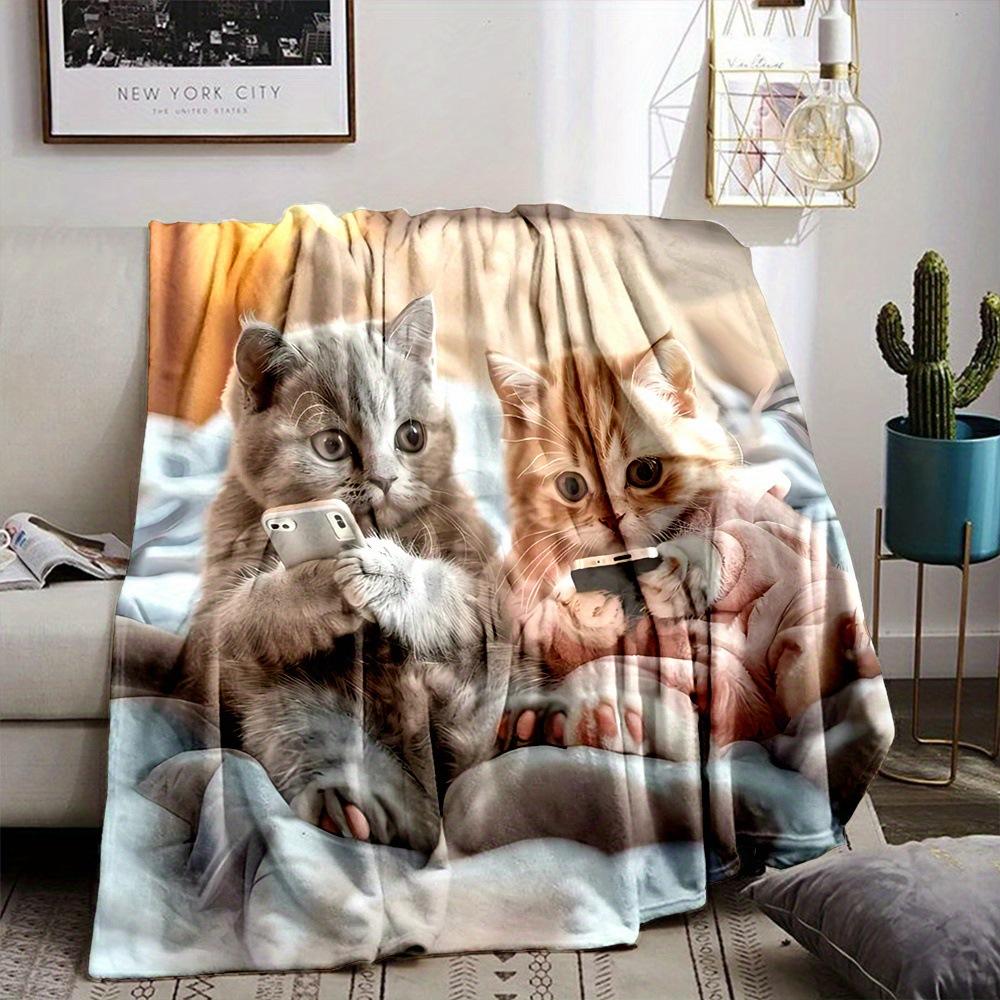 Cute Pet Cute Cat Blanket Fun Kitten Soft Flannel Blanket Modern Suitable for Home Air Conditioner Blanket