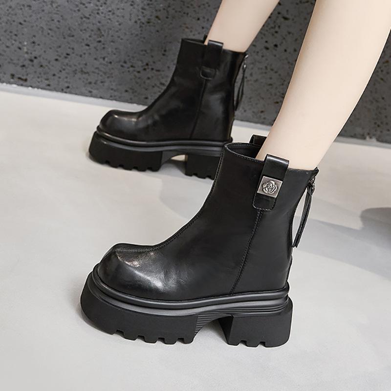 Martin Boots Women's 2025 Winter New Versatile Fashion Boots Velvet Warm Thin Boots Thick Sole Inner Height Increase Short Boots