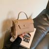 Commuter Small Square Bag Autumn and Winter New Fashion Shoulder Bag Messenger Bag Style Retro Women's Bag