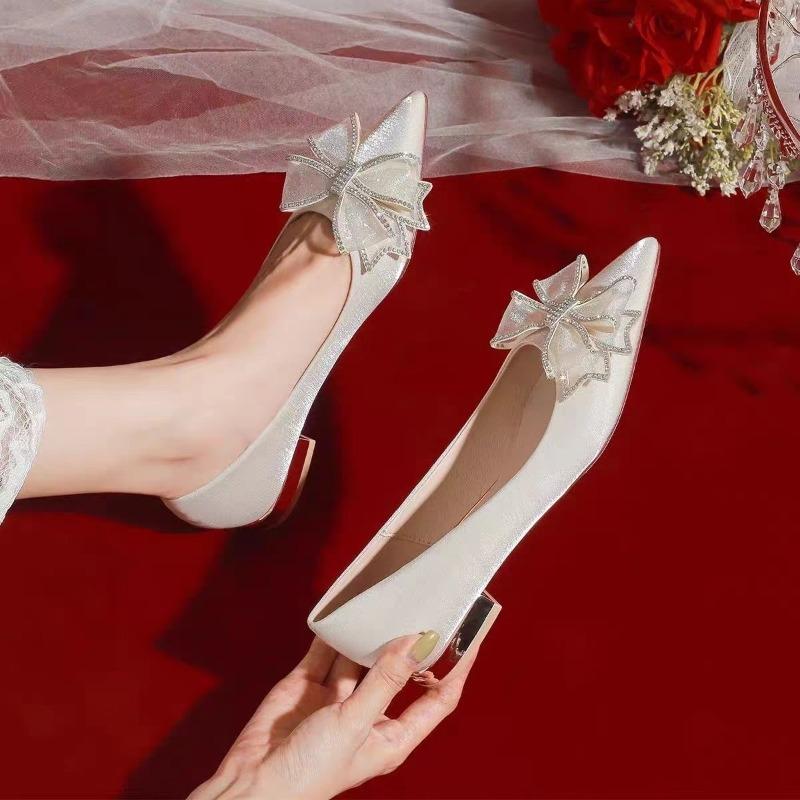 Flower Pearl Women High Heels Shoes Crystal Luxury Sandals Elegant 2025 Trend New Summer Pointed Toe Shoes Woman Pumps Zapatos