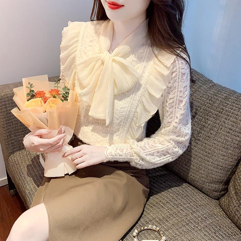 Autumn Winter Fashion New 2024 Long Sleeve Bow Collar Ruffles Velvet Lace Blouse Shirt Women Tops Blouses Shirts J757