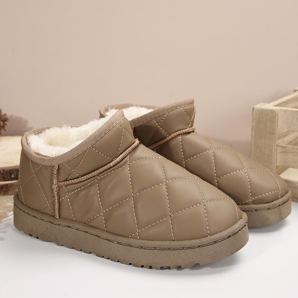 Warm Short Plush Waterproof Leather Snow Boots Women Trend Thick Bottom Winter Ankle Boots Woman Non Slip Platform Cotton Shoes