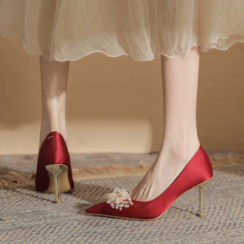 Champagne Satin Wedding Shoes Thin Heel Pointed Head Light Mouth Rhinestone Square Buckle High Heels Bride Bridesmaid Shoes