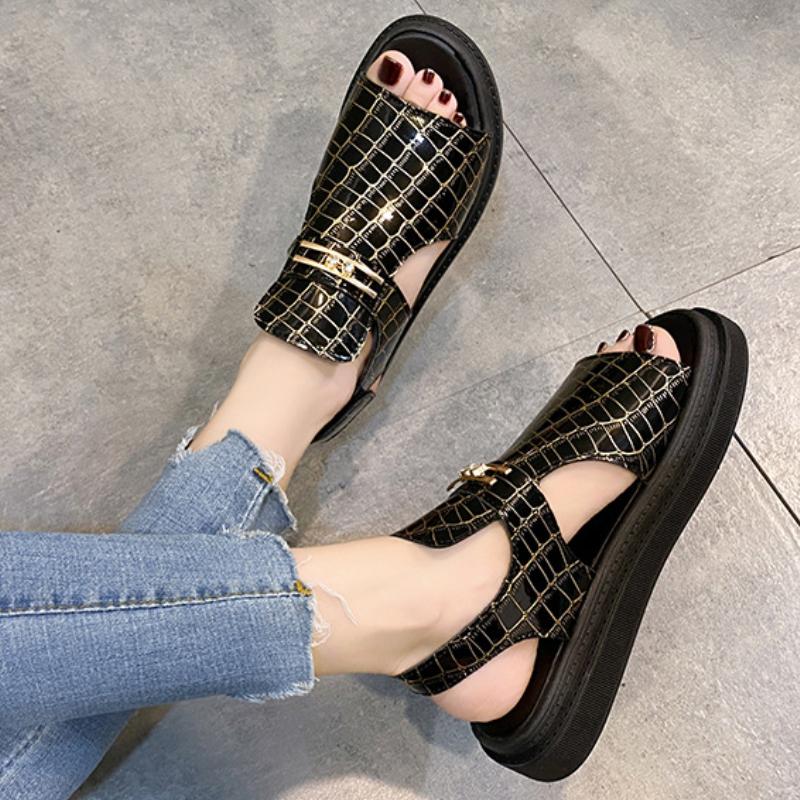 Summer New Large Size Women Sandals Fashion Thick Sole Metal Buckle Casual Beach Sandals Shoes for Women Sandalias