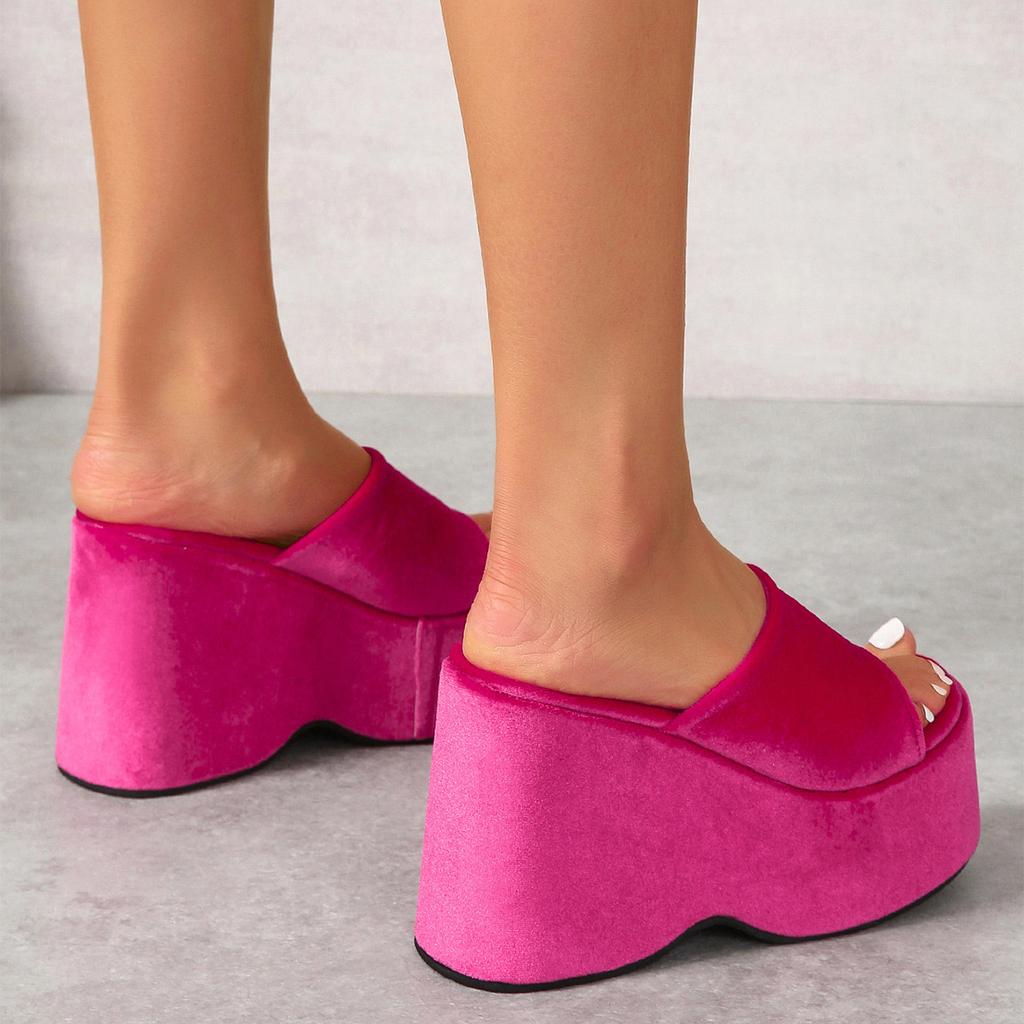 Large Women's Thick Soled Sandals 2025 New European and American Sexy Suede Wedge Heel High Heels Casual Beach Sandals