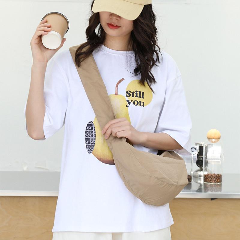 IELGY Korean Version of Casual Literary Shoulder Women's Bag, Pleated Nylon Dumpling Bag, Fashionable Drawstring Canvas Messenger Bag