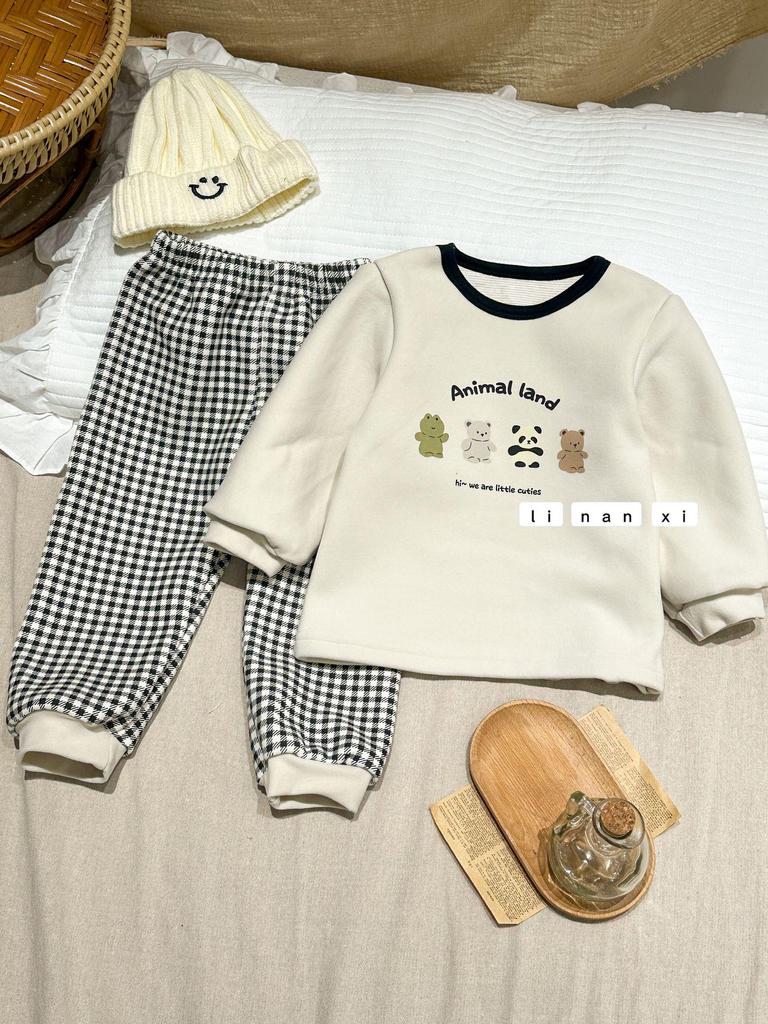 Kids' Cartoon Velvet Silk Wool Home Wear Set - Top and Pants