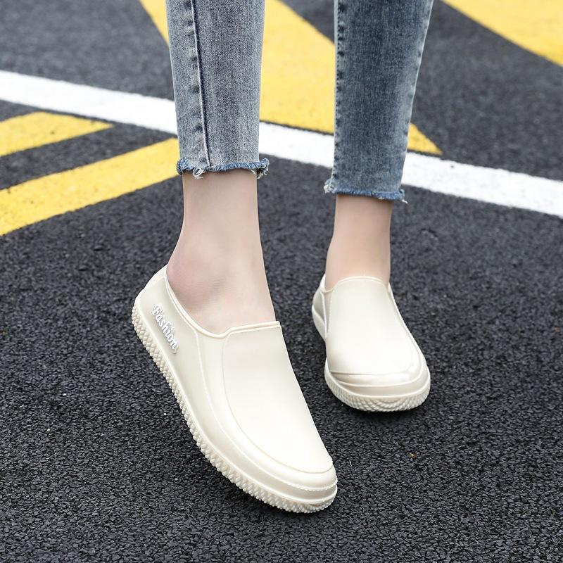 Fashionable Women's Spring And Autumn Rain Shoes, Casual, Lightweight, Waterproof, Non Slip, Kitchen Car Wash Work Rubber Shoes