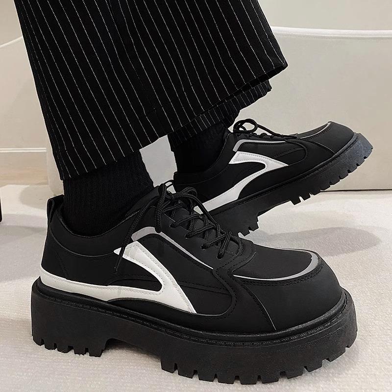 2025 New Men's Wide Toe Lace Up Shoes Vintage Retro Chunky Sole Ankle Boots Casual Comfortable Non-Slip Black Sneakers