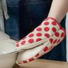 1Pc Insulation Glove Thickened Heat Insulation Glove Lanyard Design Microwave Oven Baking Glove for Kitchen