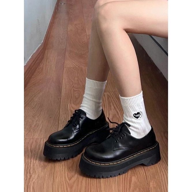 The Same Platform Heightening Shoes, the New Retro British Style Small Leather Shoes In the Autumn of 2025, and Women's Lace-up Martin Boots.