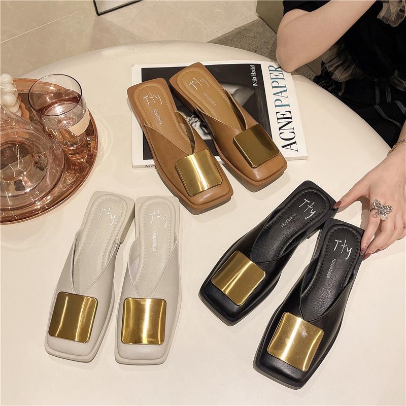 Baotou Slippers Women Wear 2024 New Korean Version of Lazy Metal Buckle Sandals Slip-on Sandals