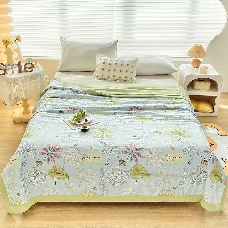 Yellow Flowers Summer Quilt Fresh Floral Style Super Soft Breathable Air Conditioning Thin Quilt Travel Camping Thin Comforter