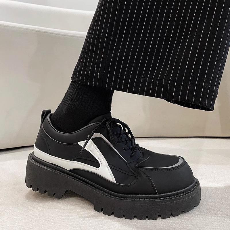 2025 New Men's Wide Toe Lace Up Shoes Vintage Retro Chunky Sole Ankle Boots Casual Comfortable Non-Slip Black Sneakers