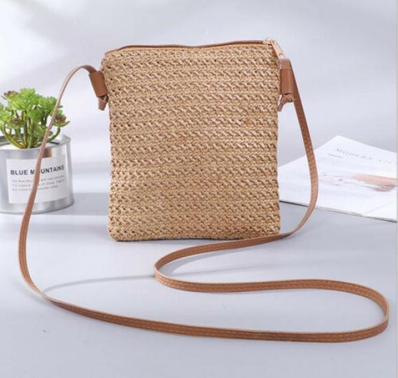 Women Straw Knitted Small Messenger Bag for Beach Travel and Everyday Use Rattan Woven Tote Purse