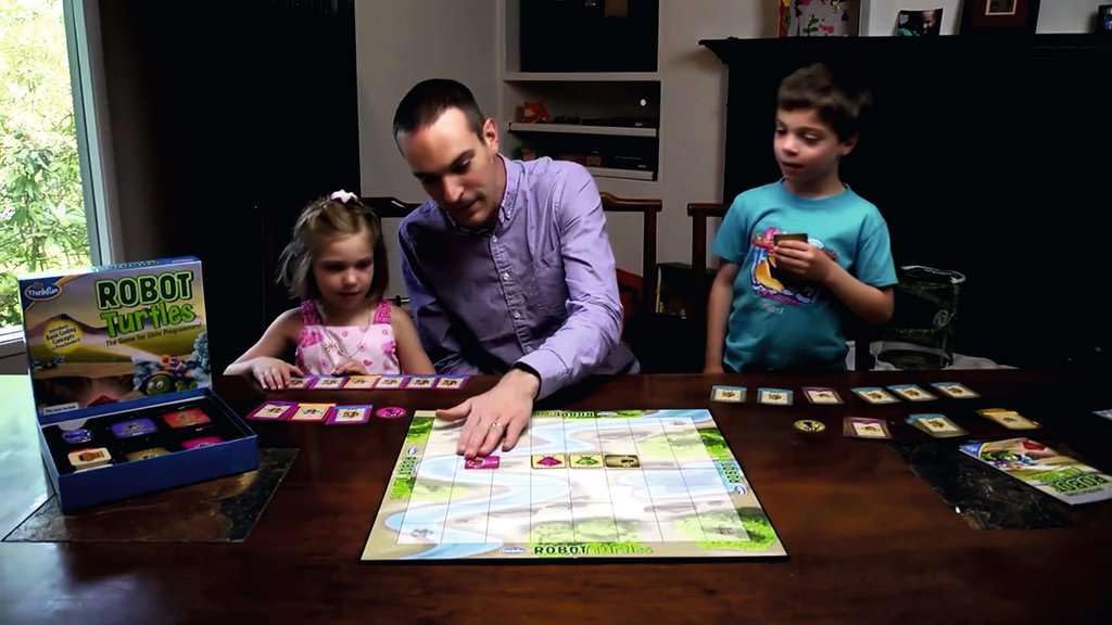 ThinkFun "Robot Turtles" 76431 A Game That Develops Programming Thinking Skills Japanese Instructions Included Ages 4 and Up ThinkFun
