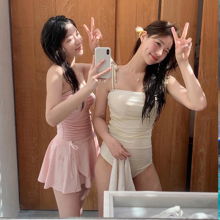 Korean-Inspired Solid Color Bikini Set & Cover-Up: Chic, Slimming, and Stylish Swimsuit for Women