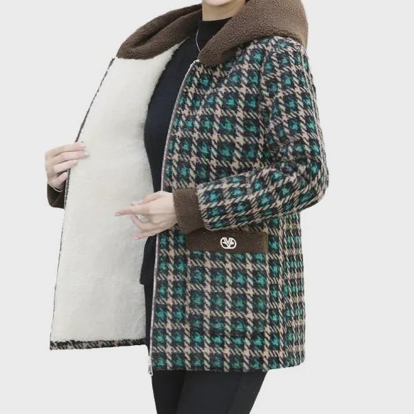 Women's Plush Hooded Lamb Fleece Jacket - Winter Thickened Plaid Short Coat Trendy Casual Top