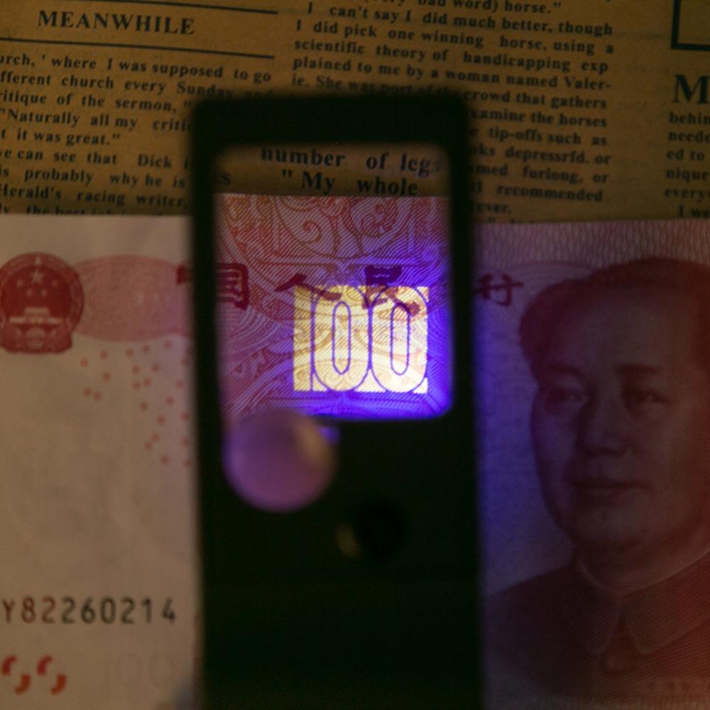 4 Led Lights One UV Currency Detector Lamp 55X Magnifying Glass with Light Handheld Microscope