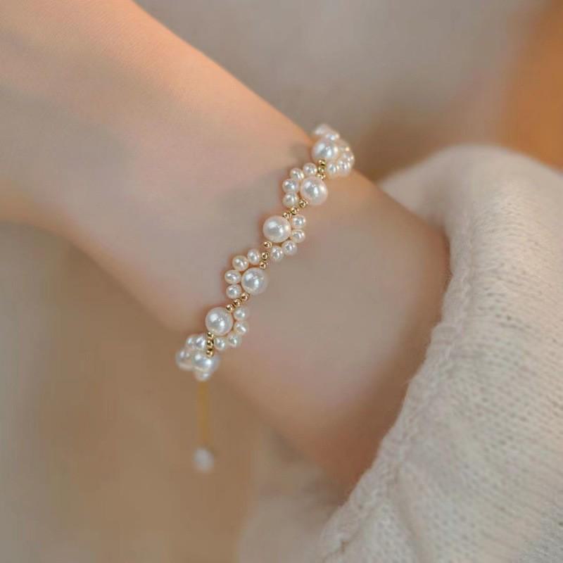 Baroque Pearl Bracelet for Women - Chic & Versatile Design