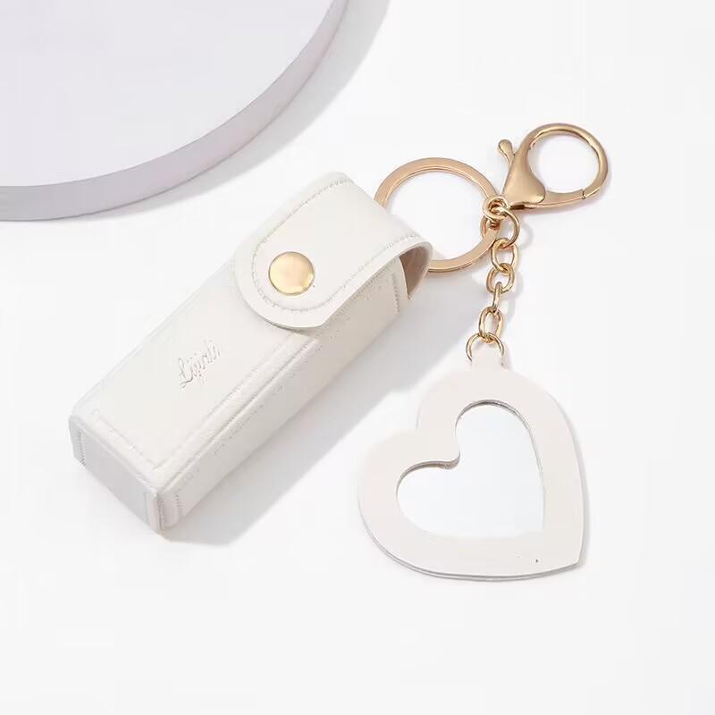Mini Heart Mirror Lipstick Pouch: Portable Makeup & Coin Purse Keychain