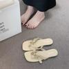 Flat-bottomed Belt Buckle Flip-flops for Women's Summer Wear, New Sandals, Design Sense, Niche Pinch Feet, Cool Slippers for Women