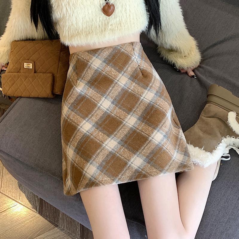 Women's High-Waist Wool Plaid Retro A-Line Skirt - Autumn/Winter Collection, Slim Fit, Short Length