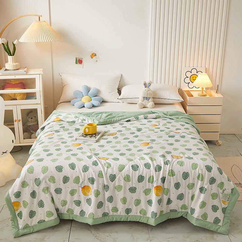 Yellow Flowers Summer Quilt Fresh Floral Style Super Soft Breathable Air Conditioning Thin Quilt Travel Camping Thin Comforter