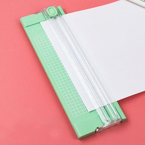 Paper Trimmer with Precise Graduation Portable Accurate A4 Two-way Cutting Scrapbook Trimmer