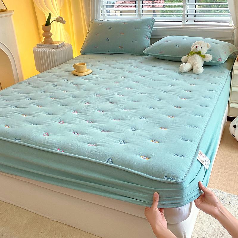 Cotton Class A Soybean Padded Cotton Embroidered Sheet Cover Three-Piece Protective Cover All-Inclusive Dust Cover