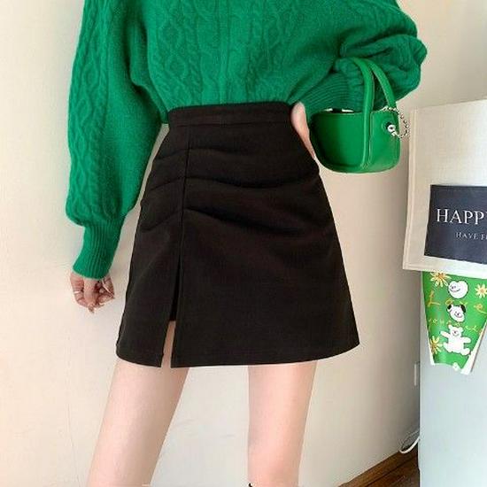 Autumn 2025 High-Waisted A-Line Mini Skirt: Fashionable Slit and Ruffled Design