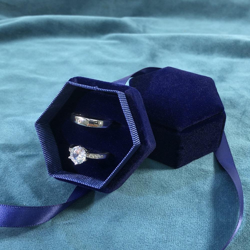 Three-dimensional Hexagonal Jewelry Box Velvet Ring Display Case Flocking Ring Box  Party