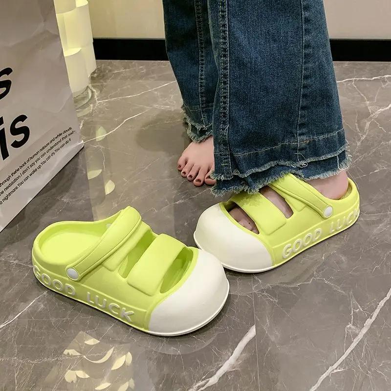 Fashion 2024 New Garden Shoes Female EVA Baotou Sandals Summer New Cute Big Eyes Dog Non Slip Slippers Outdoor Thick Sole Beach Shoes