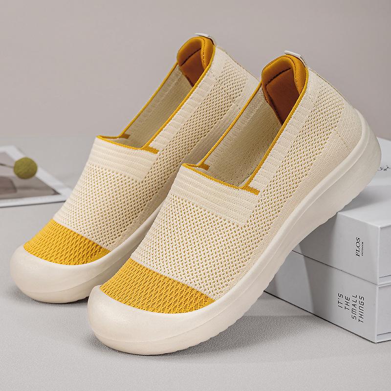 Shoes Women's Versatile 2025 Hot-selling Breathable Mother Shoes Middle-aged and Elderly Soft Soles Summer Hollow Mesh Women's Cloth Shoes