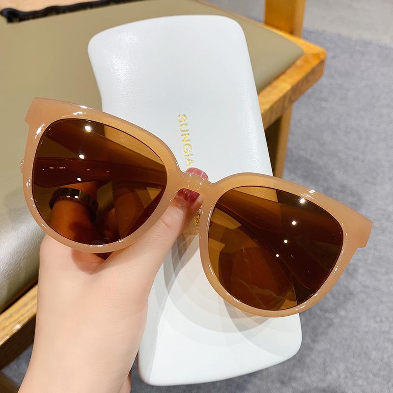 Cat Eye Fashion Sunglasses Women Vintage Luxury Brand Designer Black Glasses Sun Glasses For Female Eyewear Shades