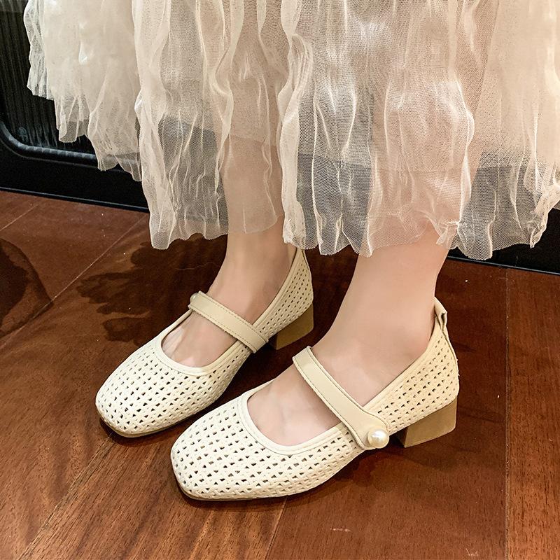 Retro Mary Jane Shoes Women's Summer New Breathable Hollow Comfortable Velcro Shoes