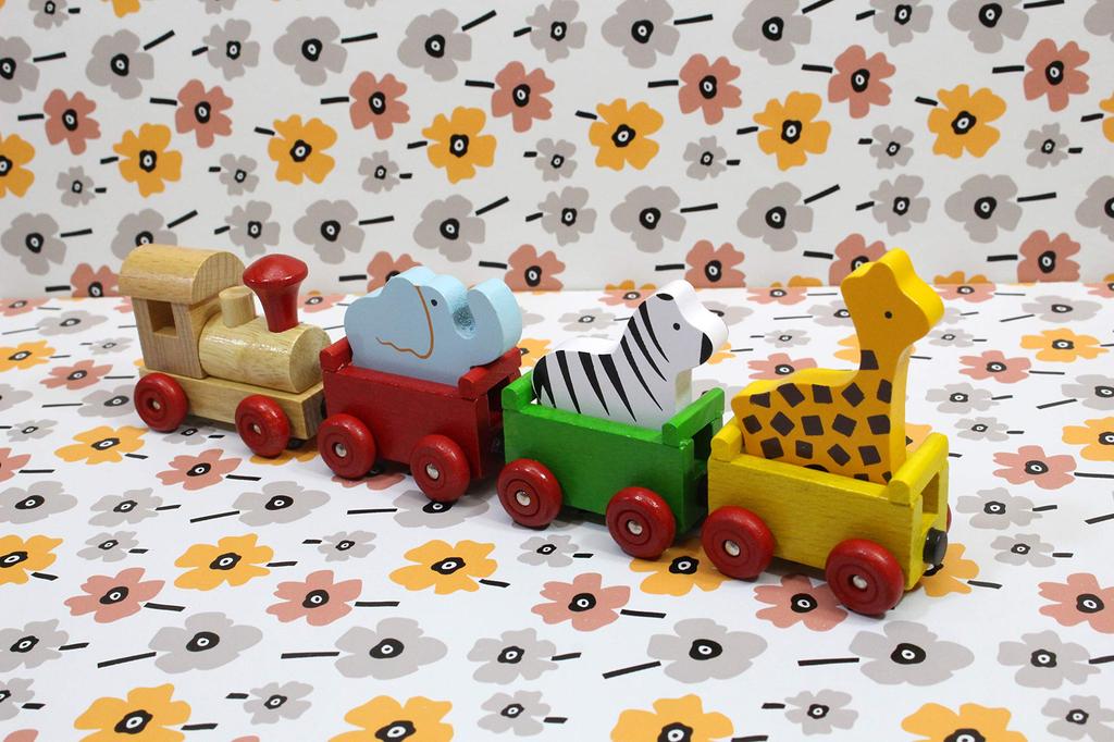 Castle Enterprise New Wooden Toy Connecting Train Animal