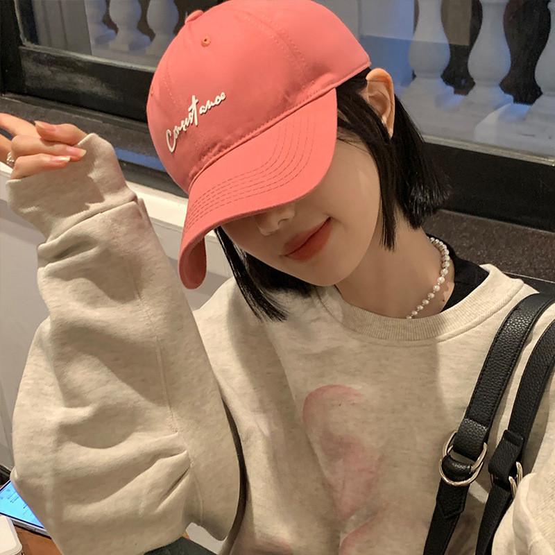 Letter Design Trendy Pink Baseball Cap For Women With Round Top And Brim Bent