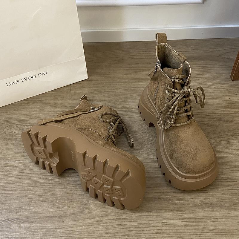 Модные ботильоны для женщин на плоской подошве, на платформе, дизайнерские повседневные спортивные ботинки из замши, новый тренд 2025, уютные женские ботинки челси