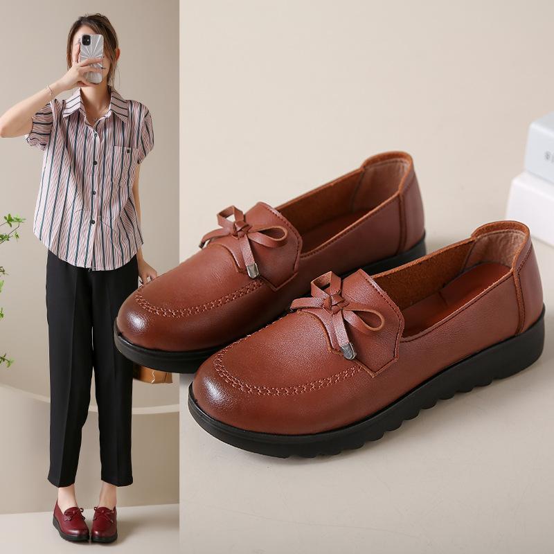 Spring and Autumn Mother Shoes Casual Soft-soled Single Shoes Middle-aged and Elderly Leather Shoes Comfortable Home Daily Non-slip Work Women's Shoes
